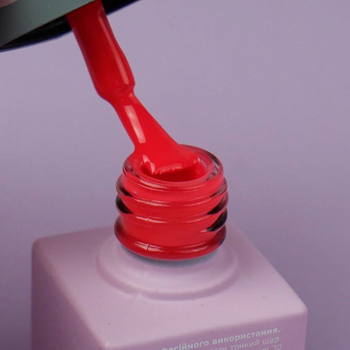 TUFI profi PREMIUM Gel Polish Cabaret 05 crimson